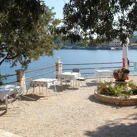 Apartment By The Sea Cove Pokrivenik, Hvar - 10419 Zastrazisce
